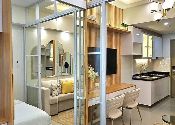 Franchelle Bliss - Shore 2 Residences Tower 1